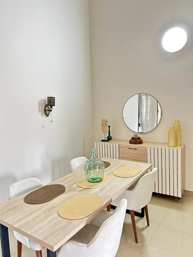 Les Residences D'Inaya Ломе Экстерьер фото
